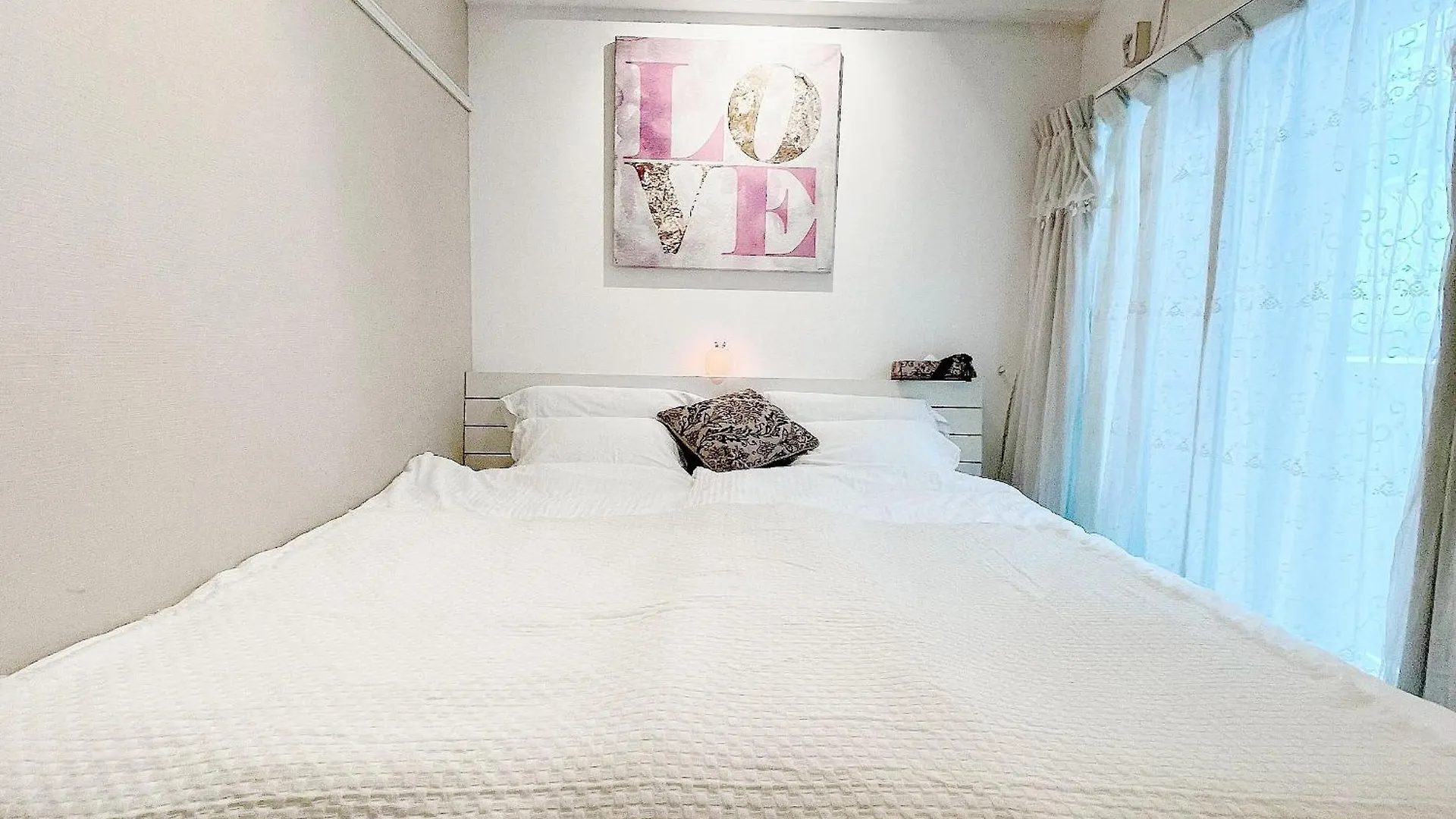 国立競技場そば新宿御苑目の前 Luxe Designer Residence Near National Stadium Built Four Years Ago 3Bed 4Ppl Tokyo Apartment